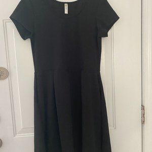 Dress 24 Seven Size L (Junior)